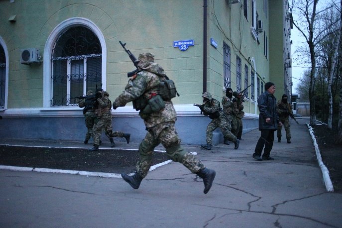 PIH - LM & FB armée du Donbass (2014 04 15)  FR (5)
