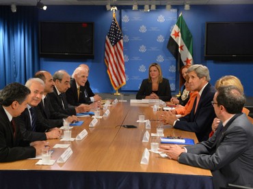John-Kerry-se-reune-con-rbeldes-sirios