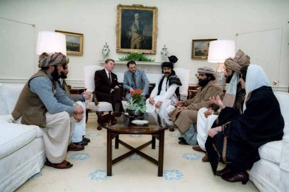 reagan_sitting_with_people_from_the_afghanistan-pakistan_region_in_february_1983-e1412698874993